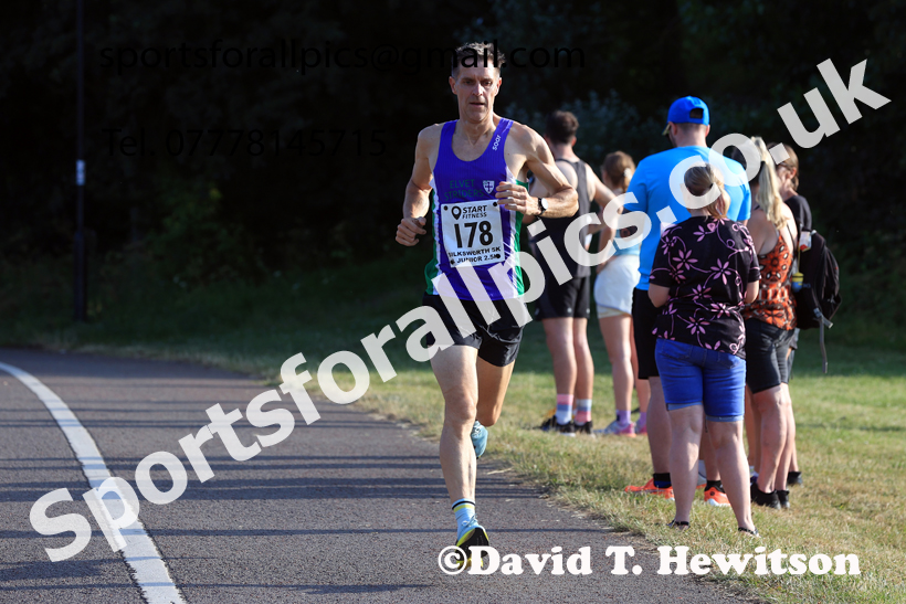 Senior Women and Men V50 plus, 2026 Sunderland 5k, Silksworth, Sunderland. Photo: David T. Hewitson/Sports for All Pics